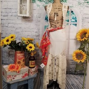 🦋BIG$⬇️🦋BEAUTIFUL BOHO NIGHTCAP SKIRT SZ 3🦋